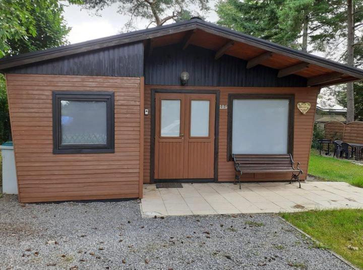 Aux Ecureuils Villa Resteigne Exteriör bild